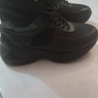 نیم بوت سایز ۳۸