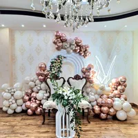 بادکنک آرایی و گل آرایی