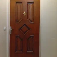 درب ورودی آپارتمان ابعاد 2/15*1 راست بازشو سالم