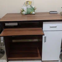 میز کامپیوتر و تحریر