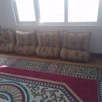 ۸بالشت ۸ پشتی