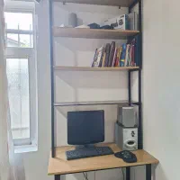 میز کامپیوتر به همراه کتابخانه و صندلی|میز تحریر و کامپیوتر|رویان, |دیوار