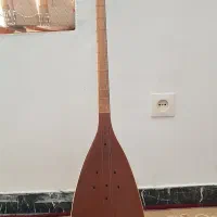 تنبور یک تکه گردو ((استاد حسین یاری))