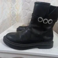 پوتین  کاملا سالم دو بار بیشتر نپوشیده کوچیک شده|کیف، کفش، کمربند|رشت, جماران|دیوار