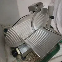 کالباس بر ایتالیایی بوراکس