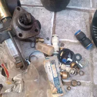 سلام قطعات ماشین سنگین بنز ولو لطفاً علکی زنگ نزنی