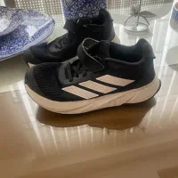 کتونی adidasاورجینال بچه گانه سایز 33