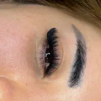 کاشت مژه بابلسر