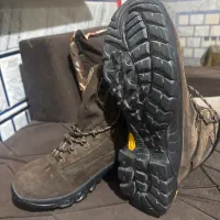 کفش کوهنوردی کف ویبرام در حد نو|کیف، کفش، کمربند|گنبد کاووس, |دیوار