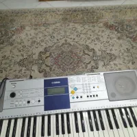 ارگ یاماها مدل PSR E323 با پایه|پیانو، کیبورد، آکاردئون|تهران, مینای شمالی (مخبر)|دیوار