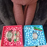 کادو/گل/هدیه/روز مادر/روز زن