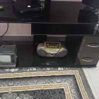 تلویزیون۴۲ LGاصل کره ۱۴م ومیزتلویز۱۸۰۰م دیجیتال۶۰۰|تلویزیون و پروژکتور|لاهیجان, لیل|دیوار