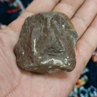 سنگهای مشکوک به ش ه ا ب|کلکسیون اشیاء عتیقه|بروجرد, |دیوار