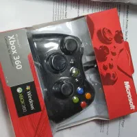 دسته بازی ایکس باکس و کامپیوتر