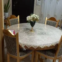 میز ناهار خوری چوبی