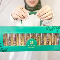 پک کادویی دمنوش مهکاد بسیار متفاوت شکیل و باکیفیت