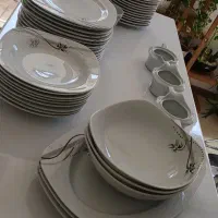 سرویس ۱۸ نفره چینی  (اسپیدار)|ظروف سرو و پذیرایی|پردیس, فاز ۲|دیوار