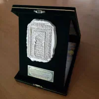 تندیس قدیمی ترین سنگ مضجع امام رضا