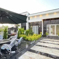 باغچه ویلا ۲۰۰ متری نمامدرن فضاسازی شده