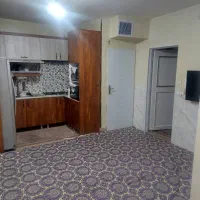 ملکی-در-دوطبقه-بازسازی-شده-با-دو-درب-ورودی