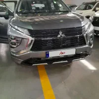 میتسوبیشی اکلیپس کراس خاکستری
