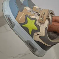 کفش بچگانه پسرانه دخترانه خارجی سایز ۳۱/۳۲درحدنو