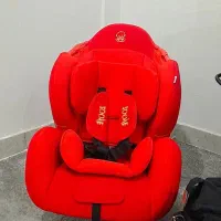 صندلی ماشین نو تاحالااستفاده نشده با کارتن و دفترچ