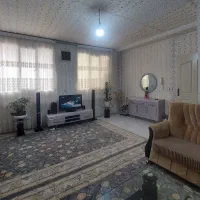 آپارتمان ۶۳متری طبقه۳ / غرق در نور/ خیابان اتحاد