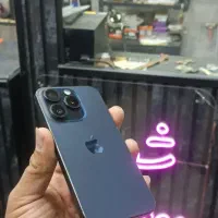 آیفون15pro با لوازم