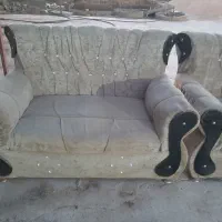 مبل ۷نفره . نیاز به شستشو دارد