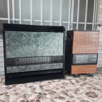 دو عدد بخاری گازی ۱۴۰۰۰ و ۸۰۰۰ کاملا در حد نو