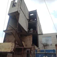 طبقه نیمه ساز در بلوار توس