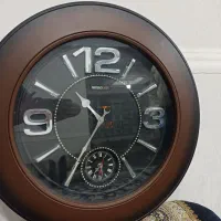 ساعت دیواری دو زمانه