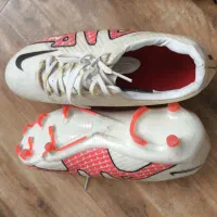 کفش فوتبال نایک مرکوریال