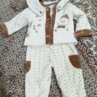 تعدادی لباس بچه گانه تا یک سال