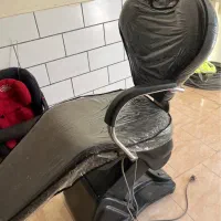 صندلی برقی ارایشگاه|آرایشگاه و سالن‌های زیبایی|خمین, |دیوار