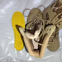 پوتین و لباس نظامی