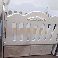 تخت کودک تخت گهواره‌ای