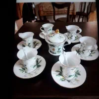 تعدادی ظروف قدیمی
