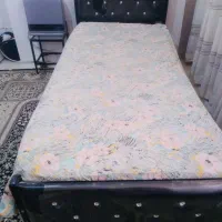 تخت یک نفره