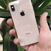 دو عدد iphone XS 256  LLA GOLD