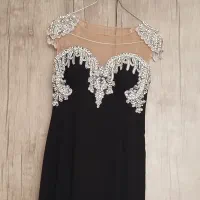 پیراهن مجلسی|لباس|تربتحیدریه, کلاته توکلی|دیوار