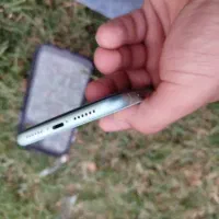 ایفون ۱۱نرمال۱۲۸گیگ|موبایل|شیراز, پودنک|دیوار