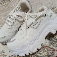 کفش کتونی نو سفید سایز 39