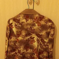 کت و دامن|لباس|شیراز, گویم|دیوار