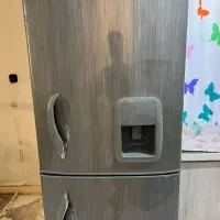 یخچال فریزر در حد نو