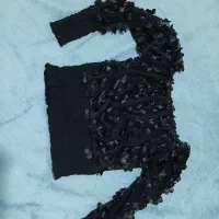 شومیز. و پیراهن در حد نو