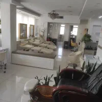 اجاره-میز-ناخن-و-تخت-مژه-و-اتاق
