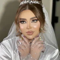 ارائه خدمات میکاپ و شینیون حرفه‌ای