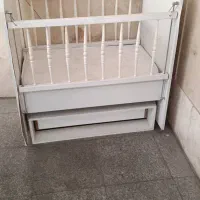 تخت کودک تاب خور با تشک